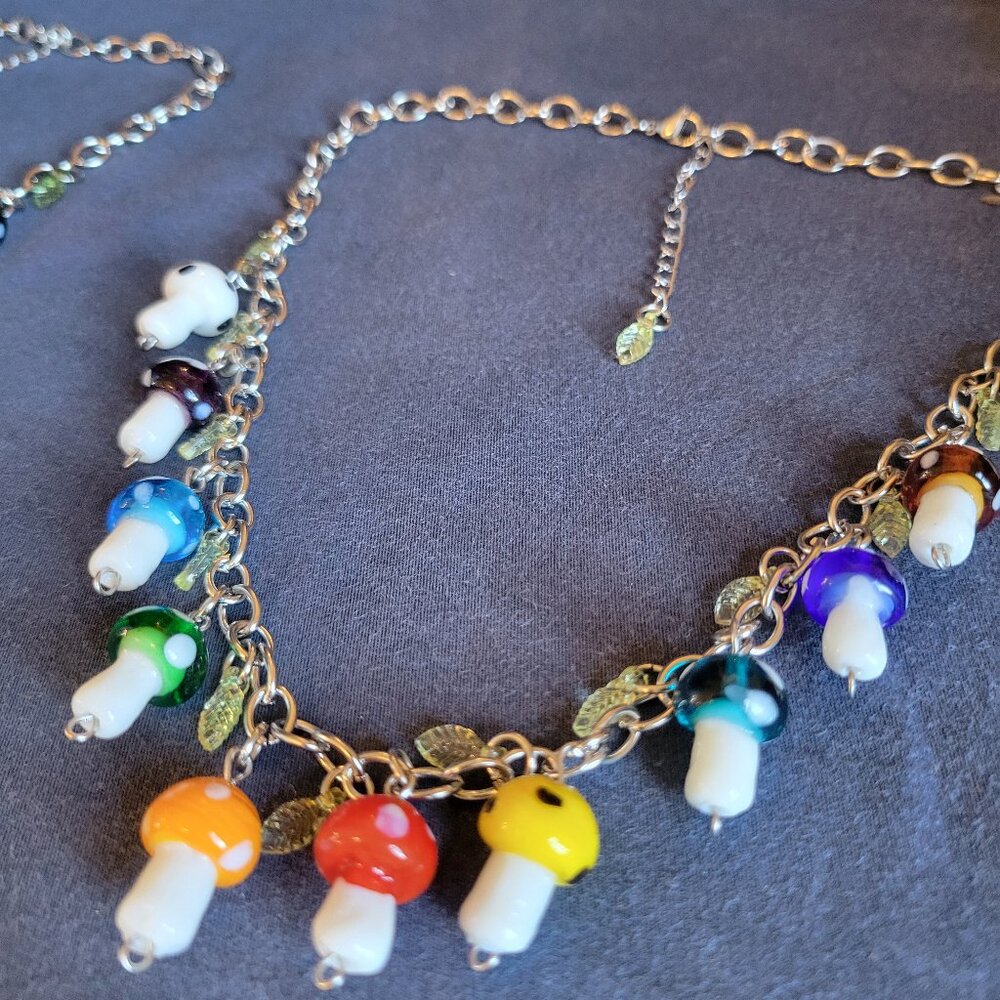 Mushroom Charm Necklace - Light Green Leaves - Stainless Steel